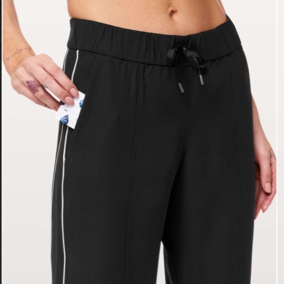 Lululemon On the Right Track Pant - Picture 8 of 9